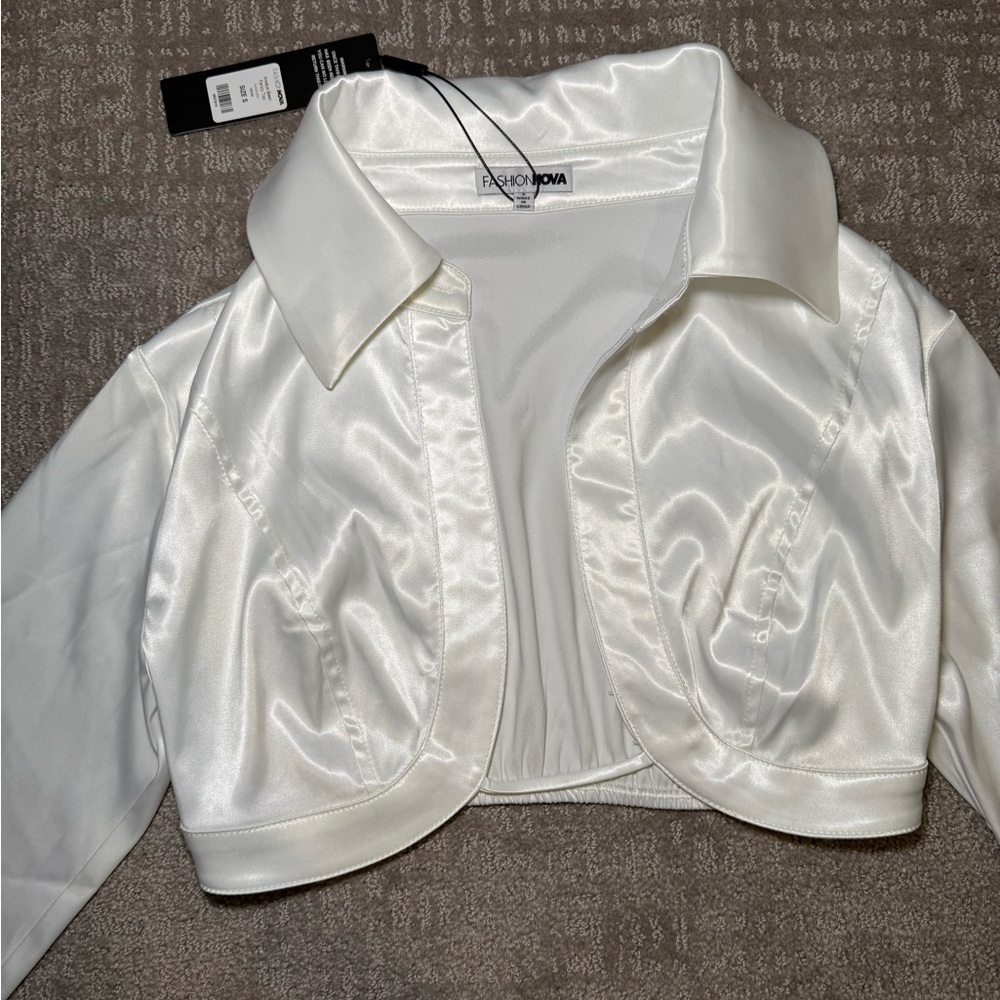 White satin long sleeve crop top